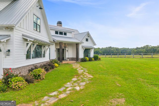 872 Woodlawn Road, Mansfield, GA 30055