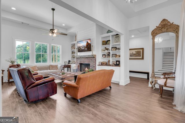 872 Woodlawn Road, Mansfield, GA 30055