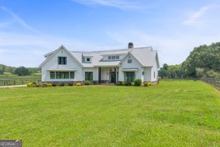 872 Woodlawn Road, Mansfield, GA 30055
