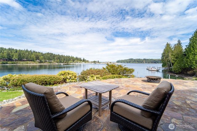 80 W Ludlow Point Road, Port Ludlow, WA 98365