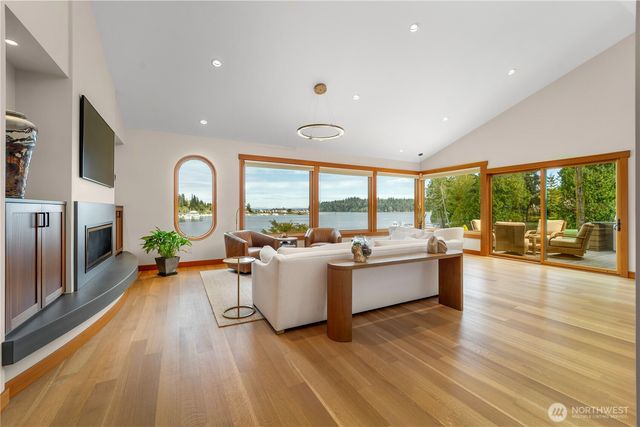 80 W Ludlow Point Road, Port Ludlow, WA 98365