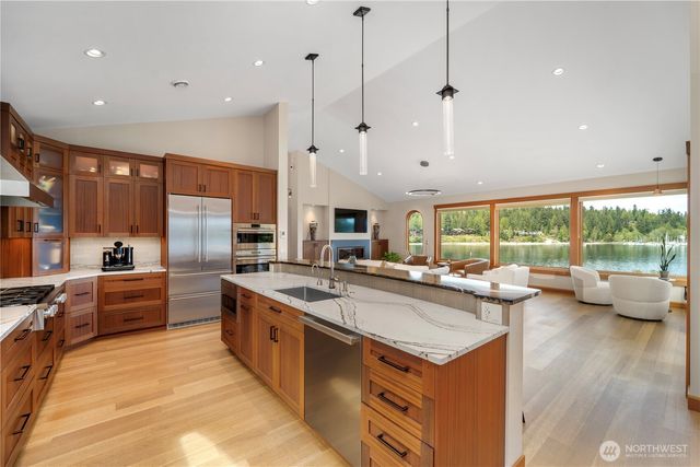 80 W Ludlow Point Road, Port Ludlow, WA 98365