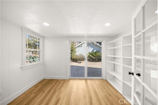 332 Chester Pl, Pomona, CA 91768