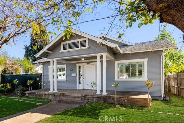 332 Chester Pl, Pomona, CA 91768