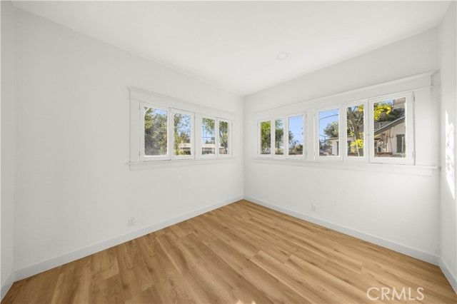 332 Chester Pl, Pomona, CA 91768