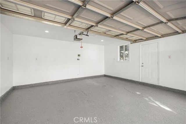 332 Chester Pl, Pomona, CA 91768