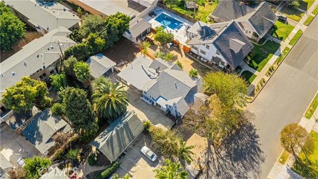 332 Chester Pl, Pomona, CA 91768