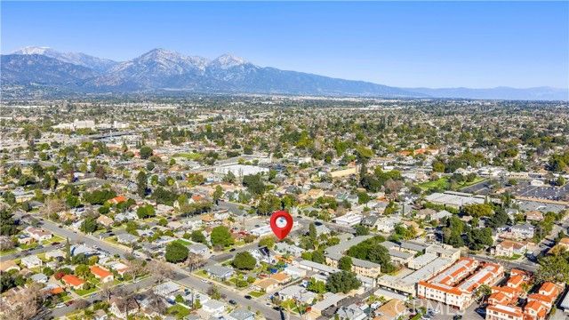 332 Chester Pl, Pomona, CA 91768