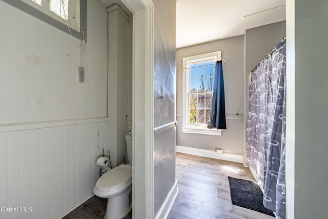 3074 6th Avenue, Troy, NY 12180