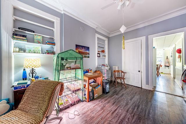 3074 6th Avenue, Troy, NY 12180