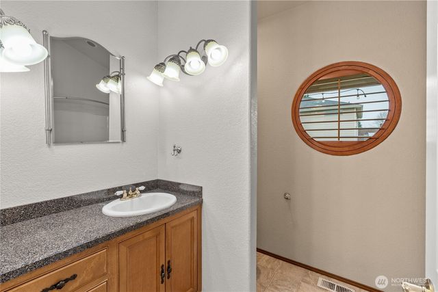 100 S 9th Street, Montesano, WA 98563