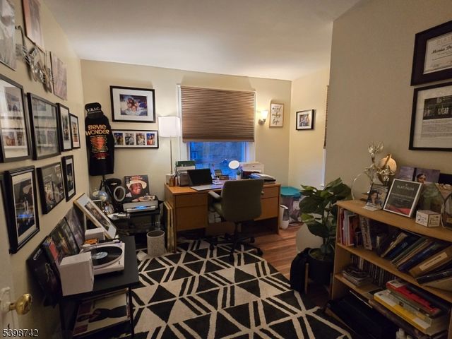 957 Myrtle Ave, Plainfield City, NJ 07063