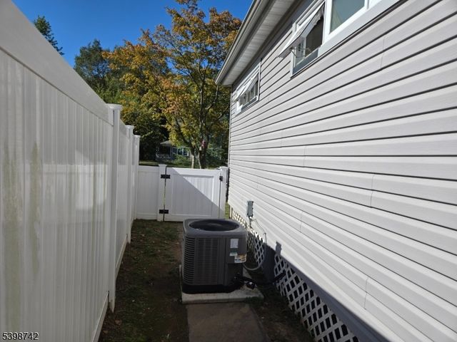 957 Myrtle Ave, Plainfield City, NJ 07063