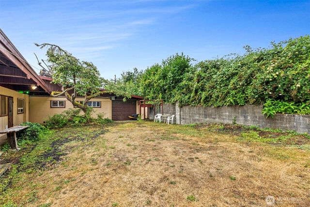 431 B Street, South Bend, WA 98586