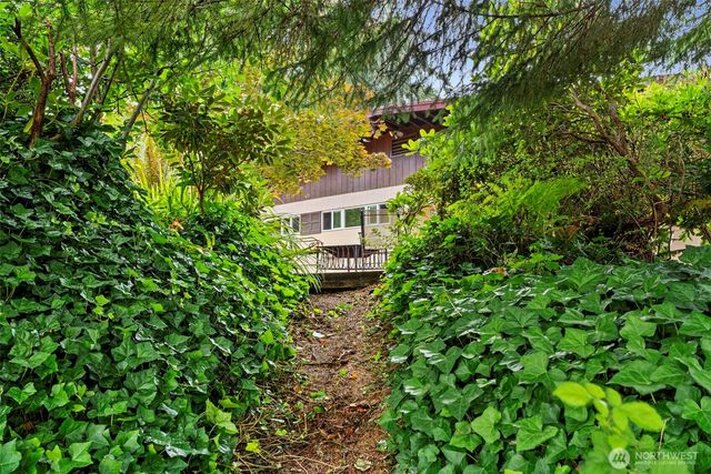 431 B Street, South Bend, WA 98586