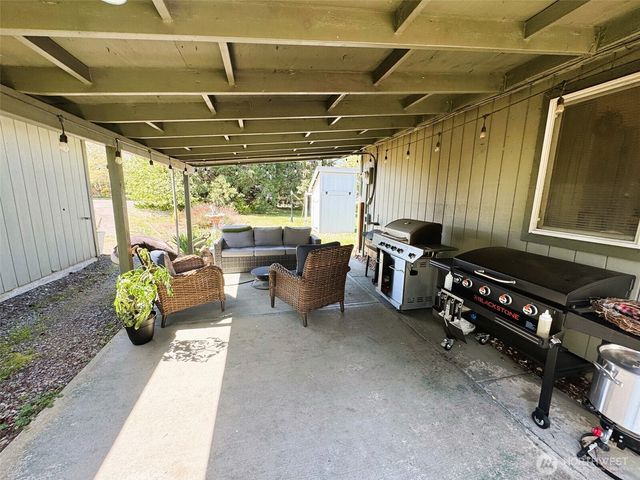 31 Burnt Mountain Place, Sequim, WA 98382