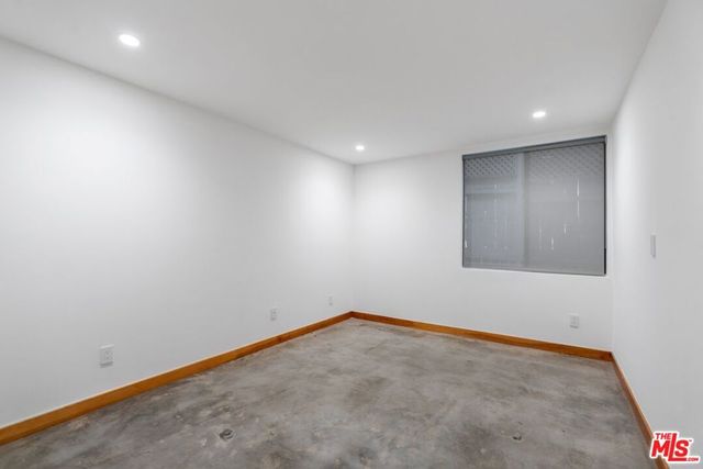 1215 N Olive Drive 210, West Hollywood, CA 90069