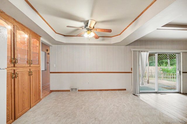 13563 Moceri Circle, Warren, MI 48088