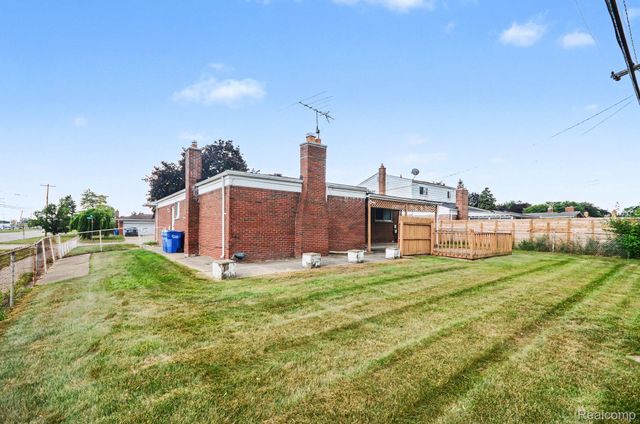 13563 Moceri Circle, Warren, MI 48088