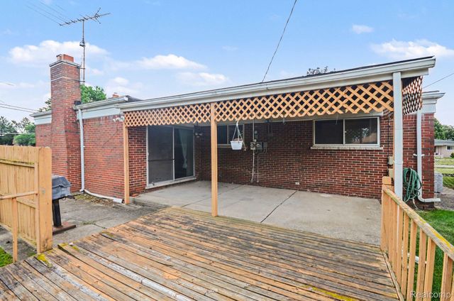 13563 Moceri Circle, Warren, MI 48088