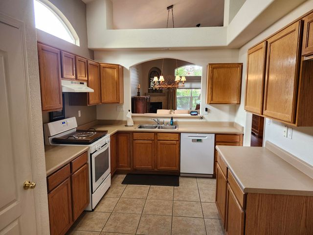7415 Desert Eagle Road NE, Albuquerque, NM 87113