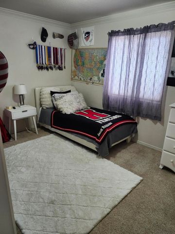 7415 Desert Eagle Road NE, Albuquerque, NM 87113