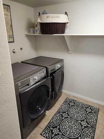 7415 Desert Eagle Road NE, Albuquerque, NM 87113