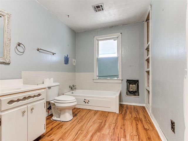 916 N Pine Street, Midwest City, OK 73130