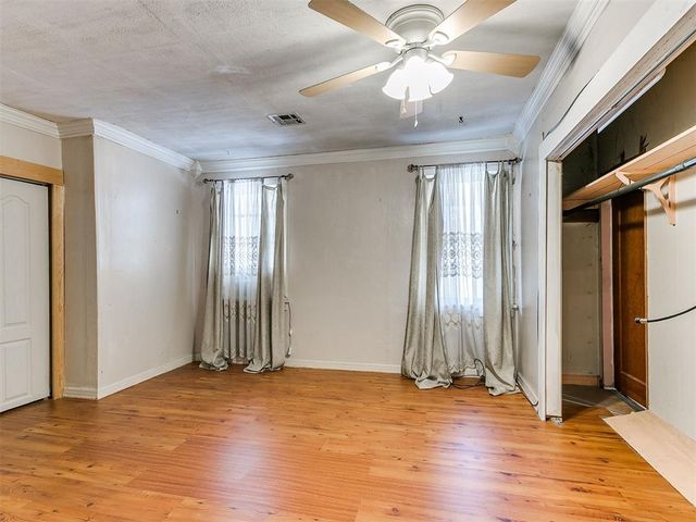 916 N Pine Street, Midwest City, OK 73130