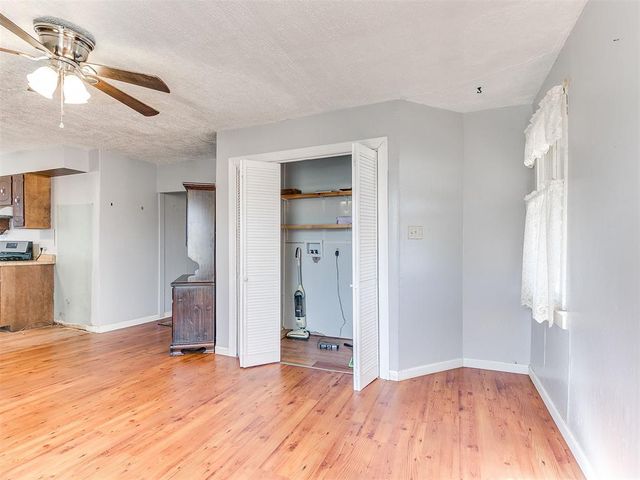 916 N Pine Street, Midwest City, OK 73130