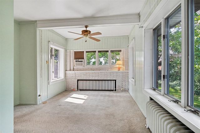 2318 Lake Drive, East Grand Rapids, MI 49506