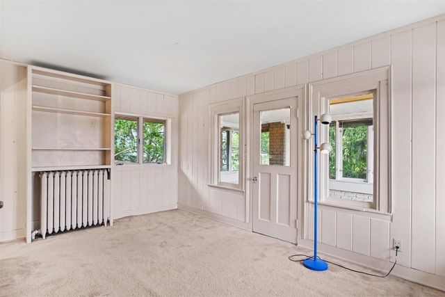 2318 Lake Drive, East Grand Rapids, MI 49506
