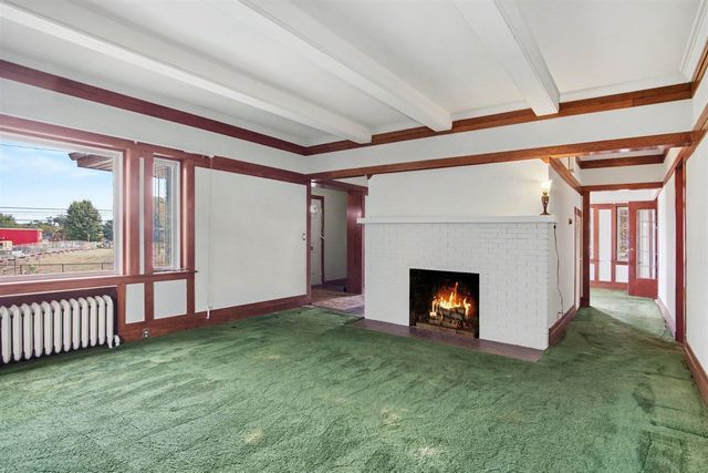 2318 Lake Drive, East Grand Rapids, MI 49506