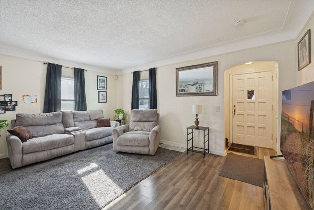 2646 Morgan Avenue N, Minneapolis, MN 55411