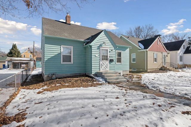 2646 Morgan Avenue N, Minneapolis, MN 55411