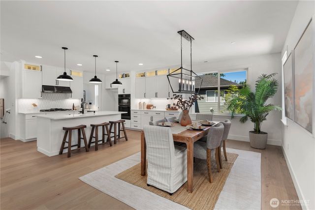 22001 81st Place W, Edmonds, WA 98026
