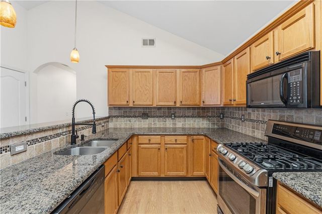 5062 Kathryn Glen Drive, Acworth, GA 30101