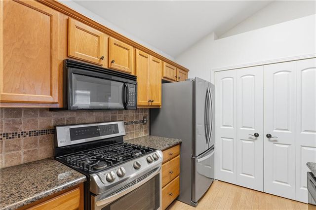 5062 Kathryn Glen Drive, Acworth, GA 30101
