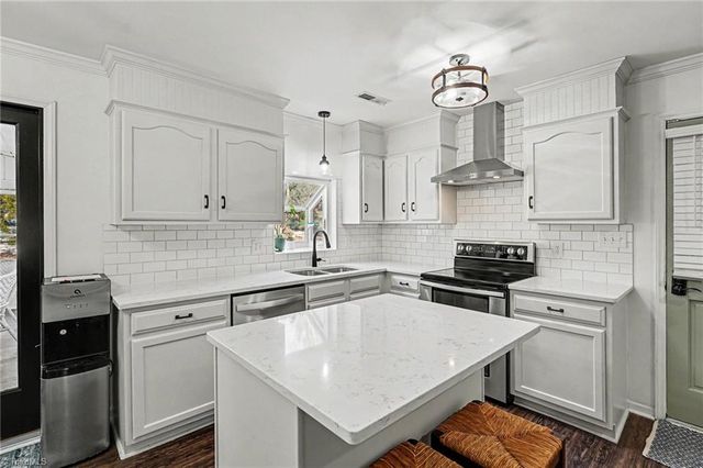 1423 Spring Hill Circle, Kernersville, NC 2724