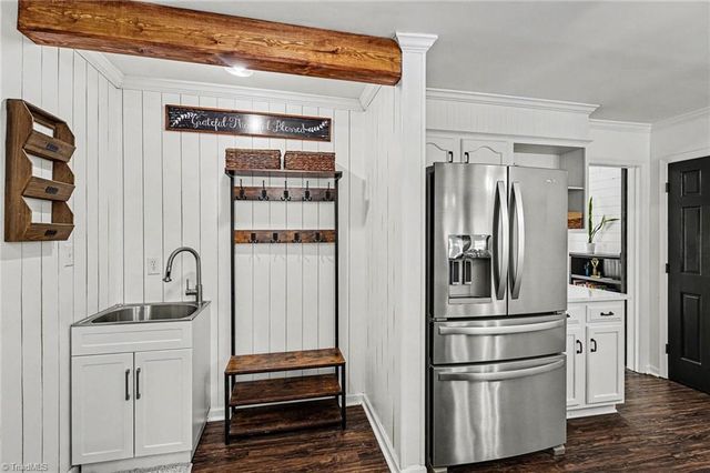 1423 Spring Hill Circle, Kernersville, NC 2724