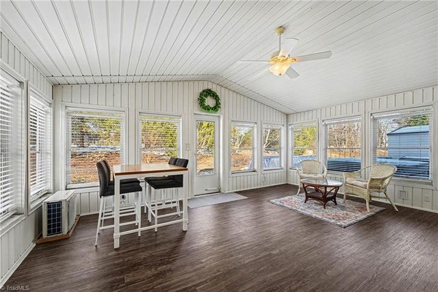 1423 Spring Hill Circle, Kernersville, NC 2724