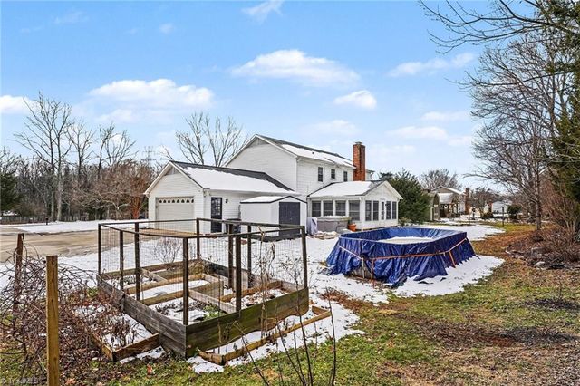 1423 Spring Hill Circle, Kernersville, NC 2724