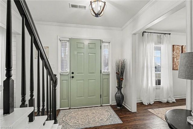 1423 Spring Hill Circle, Kernersville, NC 2724