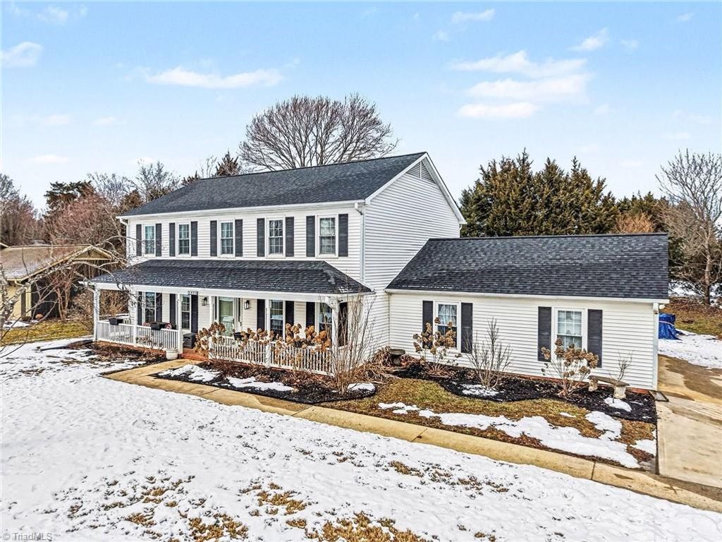 1423 Spring Hill Circle, Kernersville, NC 2724