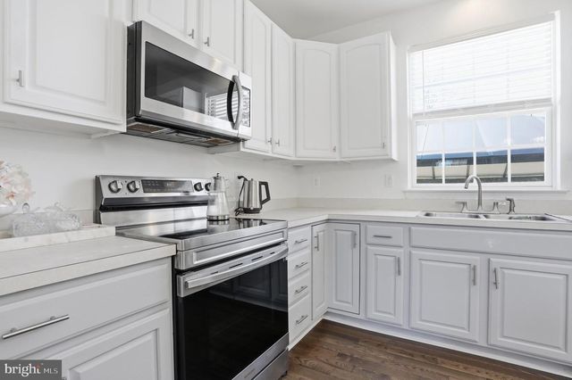 9542-9542 MORNING WALK DR, Hagerstown, MD 21740