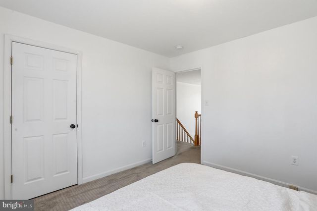 9542-9542 MORNING WALK DR, Hagerstown, MD 21740