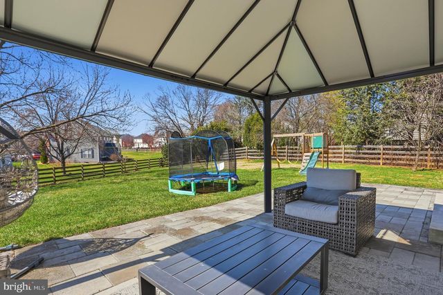 9542-9542 MORNING WALK DR, Hagerstown, MD 21740