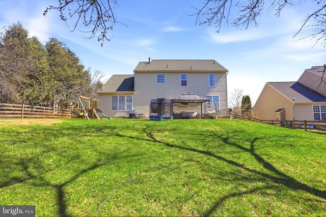9542-9542 MORNING WALK DR, Hagerstown, MD 21740