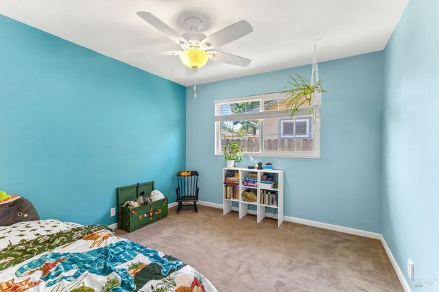 182 Fairview Dr, Vacaville, CA 95687