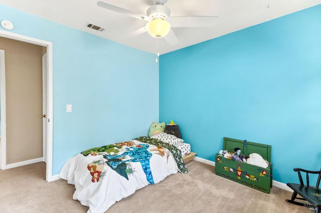 182 Fairview Dr, Vacaville, CA 95687